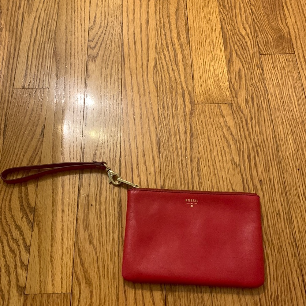 Fossil clutch bright red leather